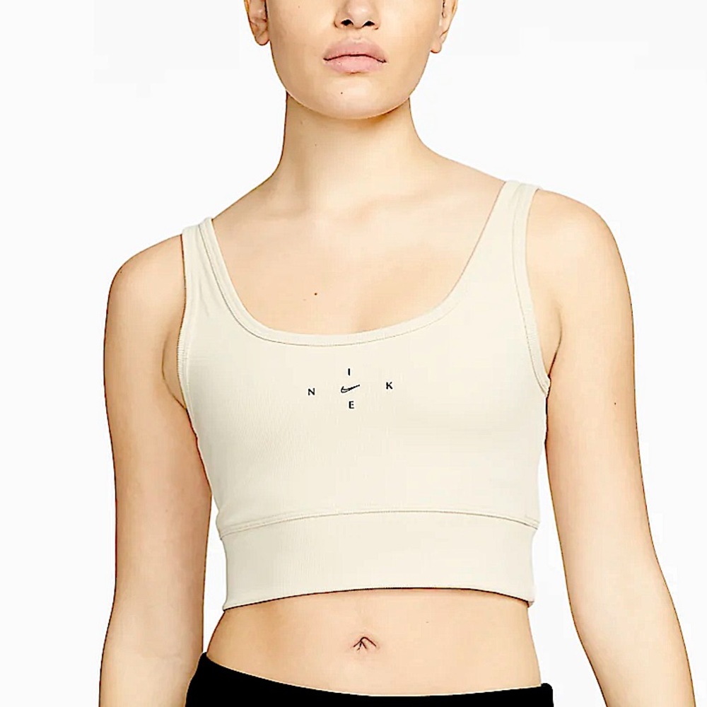 NWT Nike Top